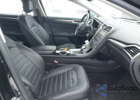 2013 Ford Fusion Se z USA, uszkodzony, nr VIN 3FA6P0HR8DR172040